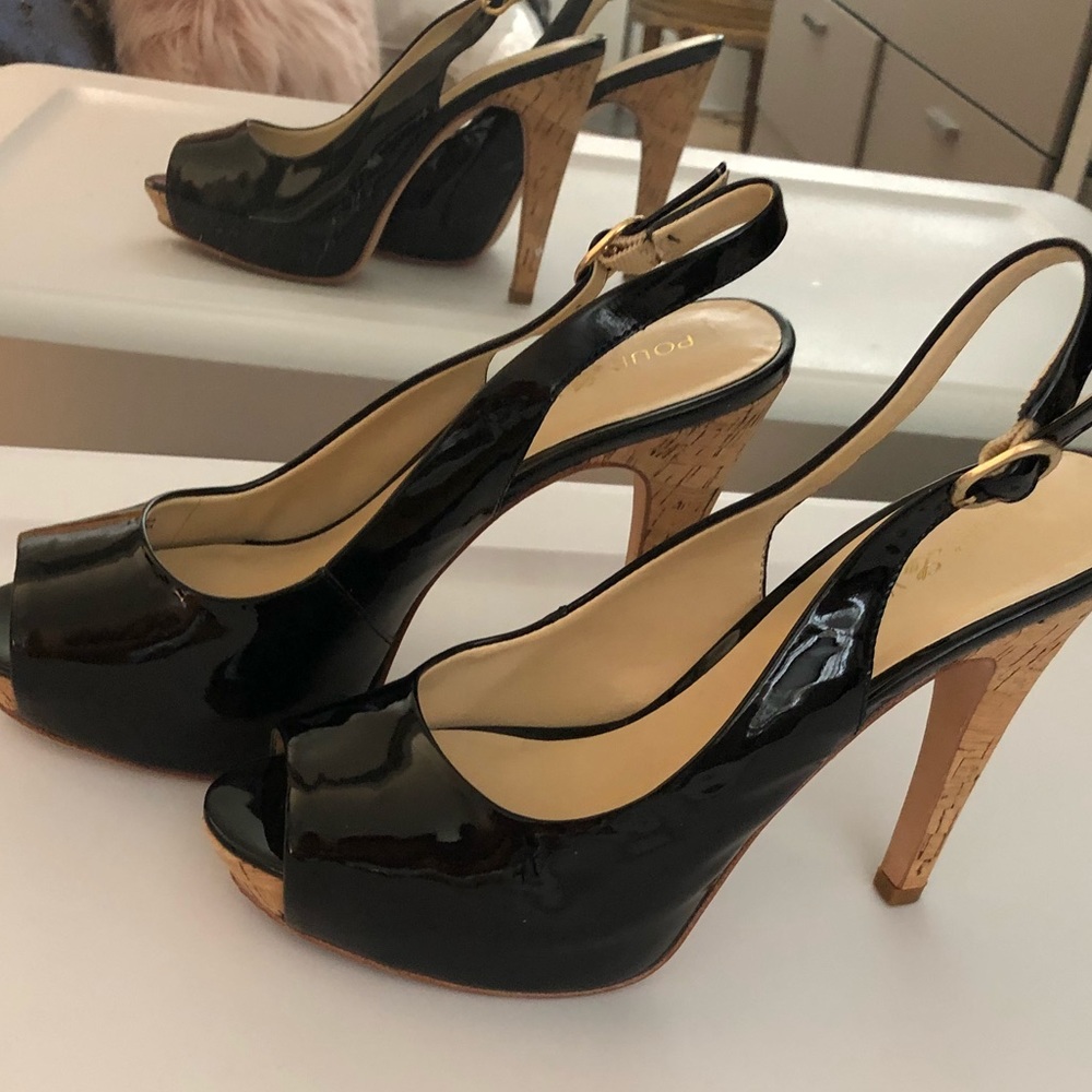 Pour Victoire black Patent leather high heels
